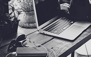 PA真人娱乐官方网站-柏林联差点扒掉拜仁皮裤 两大腿缺阵黑马放生头羊