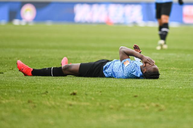 大连人队三连败告别2021 想要保级看重庆队脸色